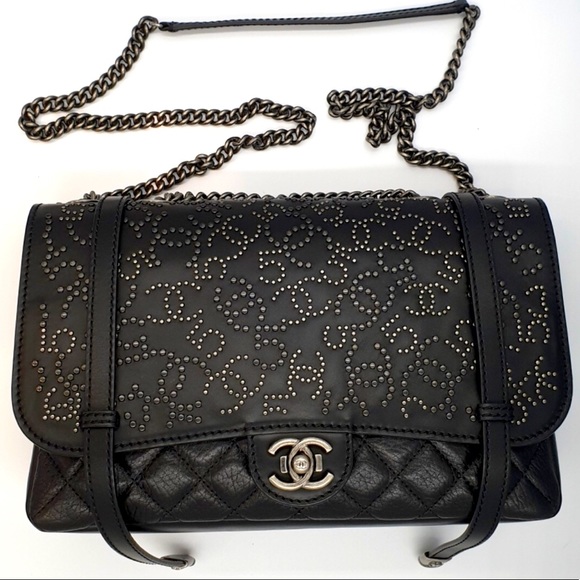 100AUTH CHANEL Black Leather Symbols Flap Bag HGrl - Picture 3 of 12
